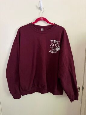 Men's Burgundy Graphic Crewneck Sweatshirt
